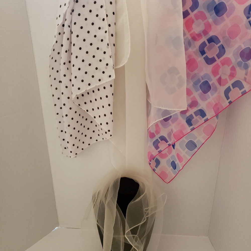 4 Sheer scarfs - 4 separate designs